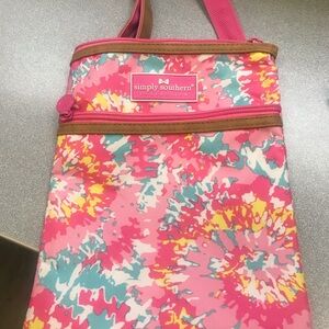 Like new. Simply Southern Crossbody bag.